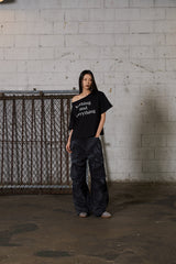 レタリングオーバーサイズワンショルダーTシャツ-ブラック