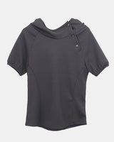 ターンハイネックフードボタン長袖Tシャツ