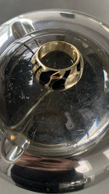 Black pattern gold ring