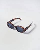 VINTAGE SUNGLASSES