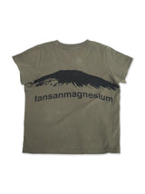 W Mountain Tee in Olive