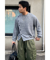Line Button Knit