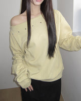 Denfu Star Stud Shirring Off-Shoulder Sweatshirt