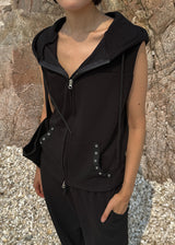 EYELET LINE HOOD VEST