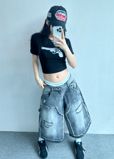 BANG BANG GUN CROP T🖤❤🤍 - 2 COLORS