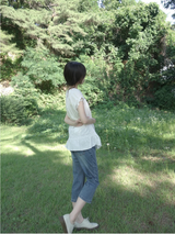 クモブラウス