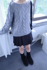 Pudding off-shoulder knit
