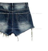 Watery washing vintage denim shorts
