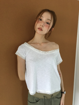 Las Lace Off-shoulder T-shirt (3color)