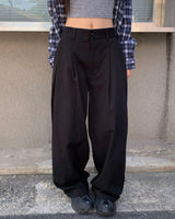 Pintuck banding slacks