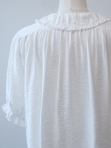 lace frill blous
