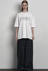[mnem]オリーブプリントのオーバーサイズTシャツ (white)