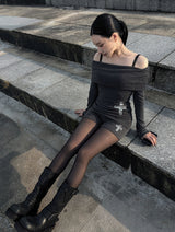 Cross off shoulder