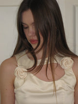 ROSE CUT-OUT TOP IVORY