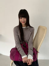 Kanit Diagonal Button Round Long Sleeve Tee