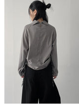 Checked shirring raglan blouse