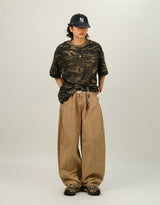 BEE Curved Line Pin-tuck Balloon Pants