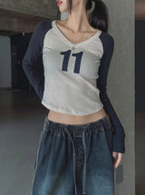 11 Vネックカラーマッチングラグラン長袖Tシャツ