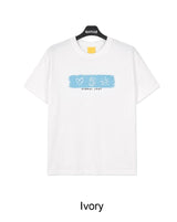 シグナル エンボス グラフィック ショートスリーブ Tシャツ