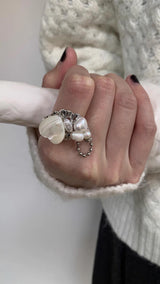 Nacre.pearl.heart silver shell ring