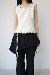 RUFFLE SLEEVELESS (IVORY)