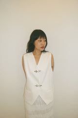 TR hanger loop Buckle vest (Ivory)
