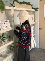 Hackat Round Over Nordic Knit