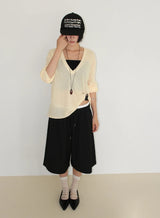 LINEN DEEP V-NECK KNIT