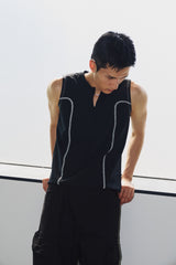 Curved half zip up sleeveless(Black)