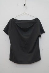 520 オフショルダーTシャツ (チャコール)
