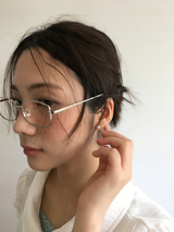 Daisy Mini Earrings (1color)
