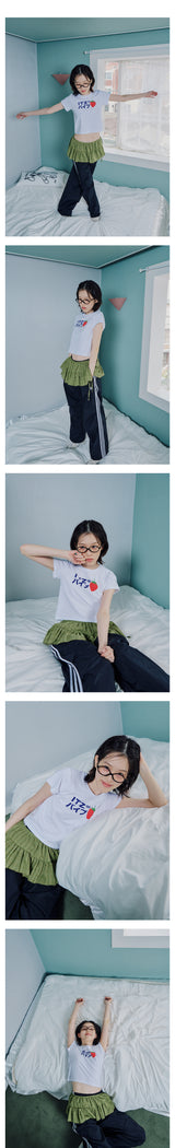 STRAWBERRY LOGO CROP T SHIRT