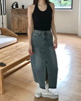 Uma sleeveless