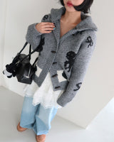Nyangdeng's nose-dishon tteokbokki knit cardigan