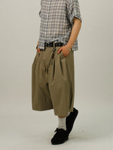 RU Cotton Two-tuck Bermuda Slacks
