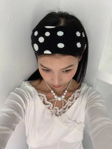White pearl bow necklace