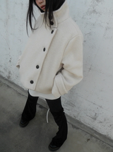【limited price】nine short coat 