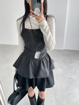 balloon strap blouse