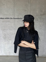 Classic Noir Metal Button Black Loop Sailor Cap (Black)