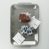 Leopard wool pod