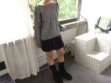 Pudding off-shoulder knit