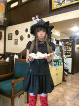 ブラックパフスリーブブラウス