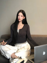 [BELLIDE MADE] マイルドUネックレイヤードTシャツ