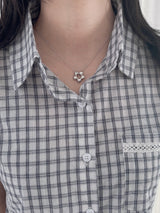 PETITE DAISY NECKLACE