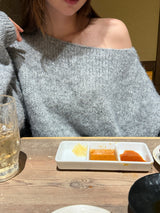 [MADE] ELLEN WOOL UNBALANCED OFF-SHOULDER KNIT
