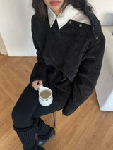 [UNISEX] オーバーフィット ベロア オフショルダー ダブルスナップボタン ロングスリーブ ニットT(4 colors)