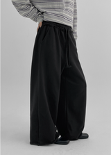 [MADE] Hitin Cutting Oversized-Fit Banded Waist Pants