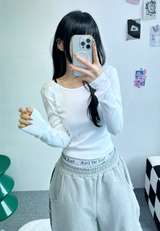OPEN BACKLESS SEMI-CROP LONG SLEEVE T💙🤍🖤 - 3 COLORS