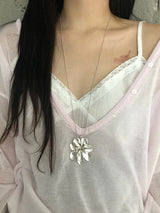 Petal Motion Drop Necklace