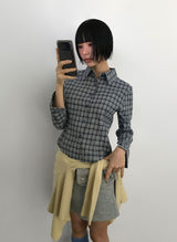 TINY BUTTON MINI SKIRT